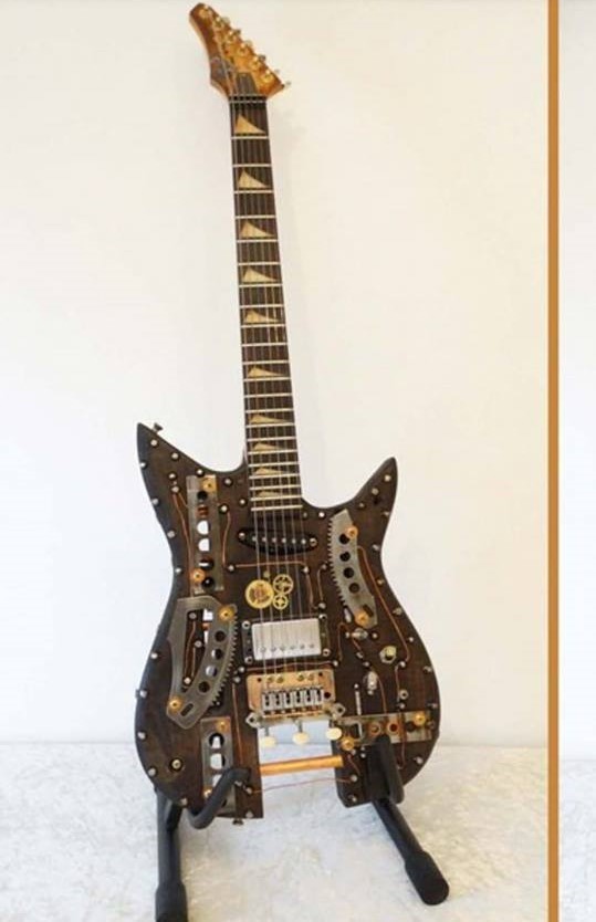 autres-guitares-electriques-solid-body-2659528.jpg