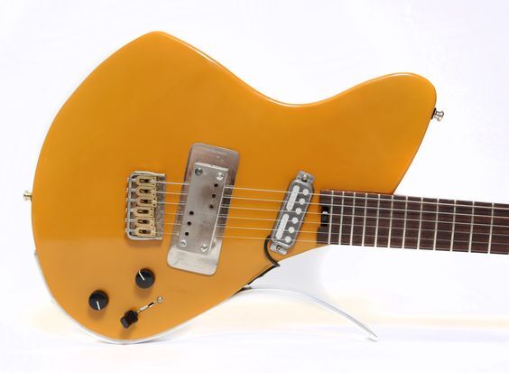 autres-guitares-electriques-solid-body-3614126.jpg