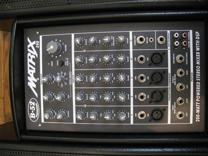 Photo B52 Matrix 200 B52 Matrix 200 (99551) (125266) Audiofanzine