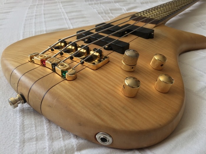 basses-2276560.jpg