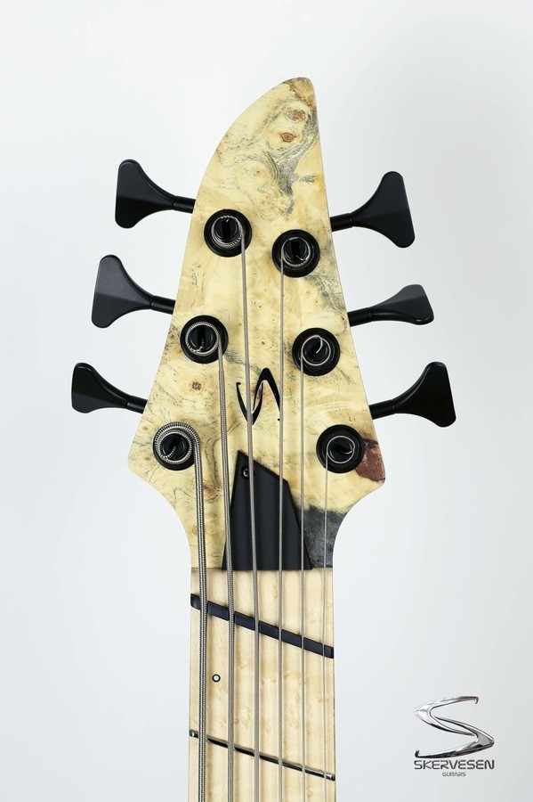 basses-2296929.jpg