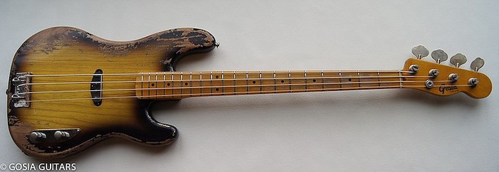 basses-2465014.jpg