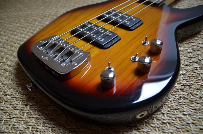 basses-2489145.jpg