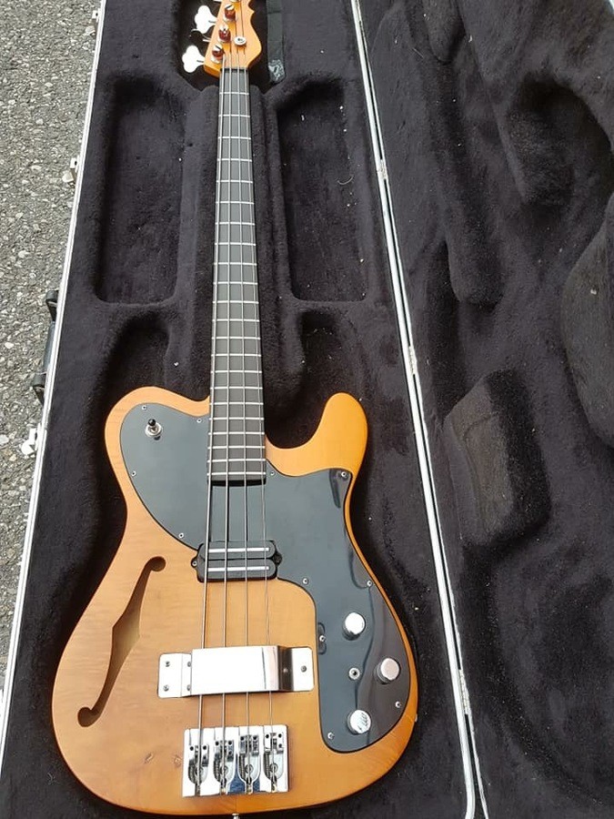 basses-2501787.jpg