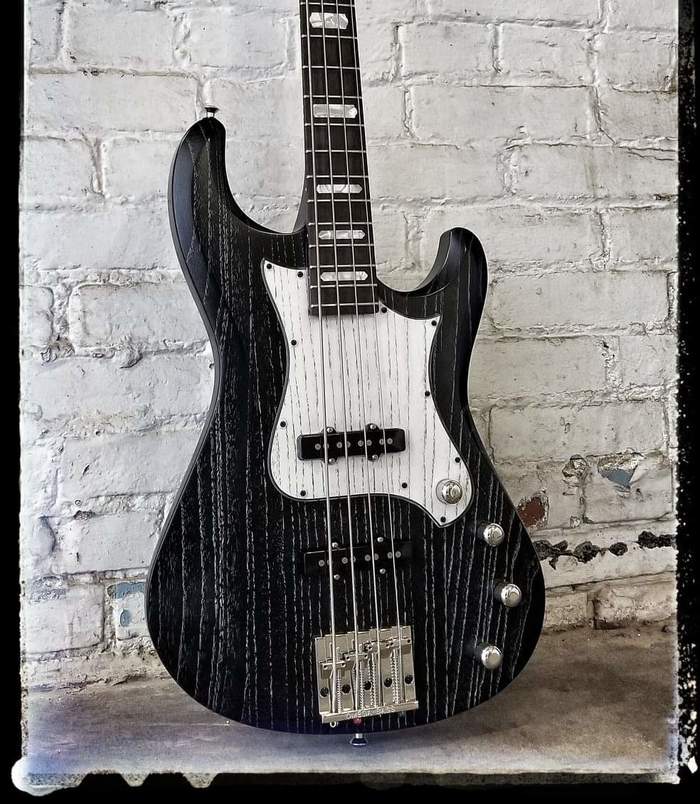 basses-2675786.jpg