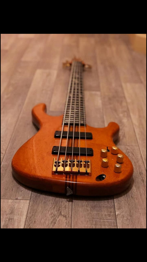 basses-3058807.png