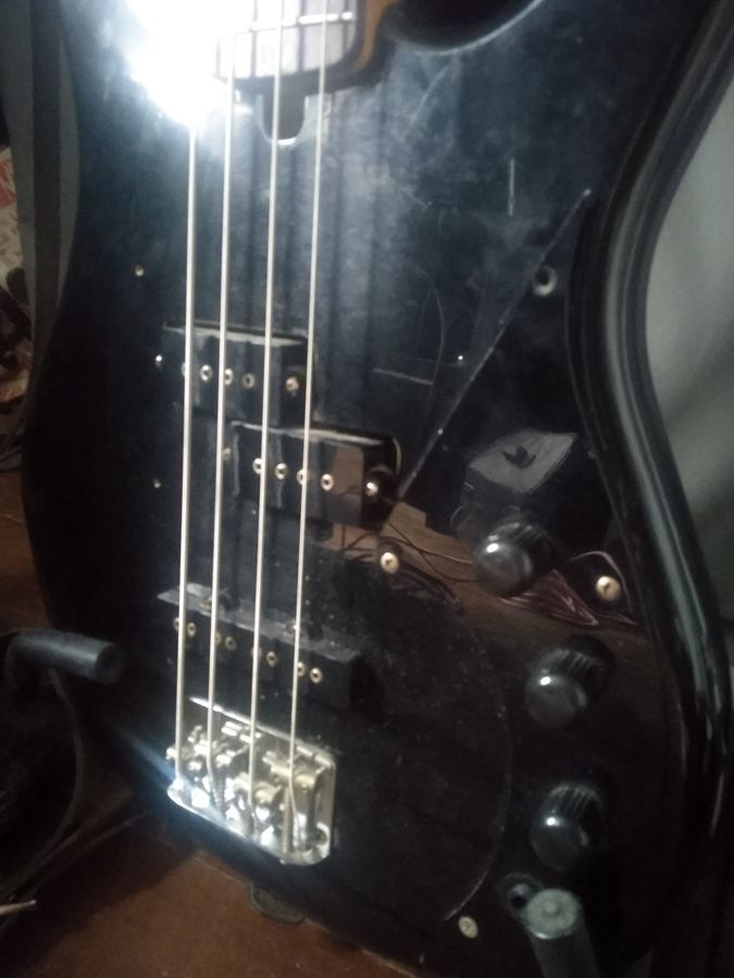 basses-3093455.jpg