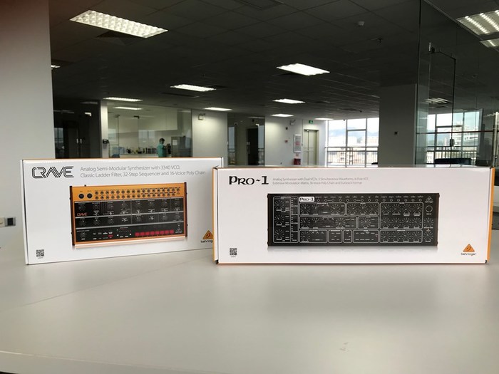 behringer-2758757.jpg