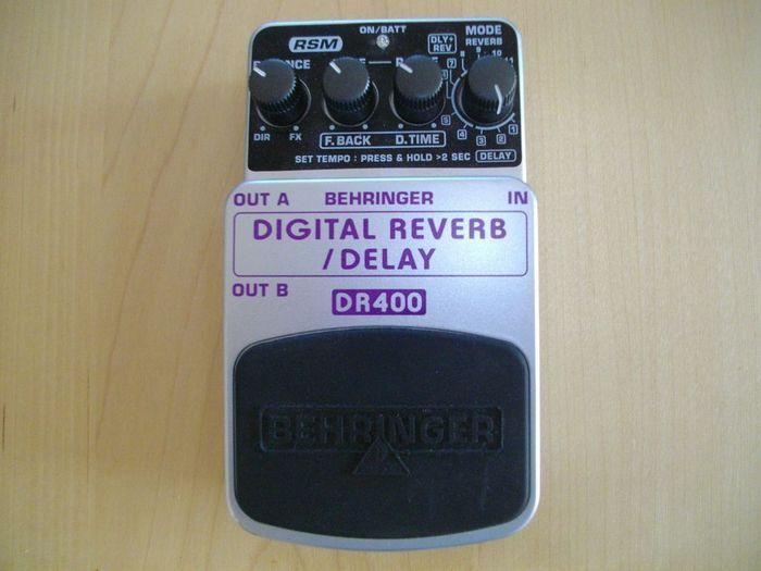 Photo Behringer Digital Reverb/Delay DR400 Behringer Digital Reverb