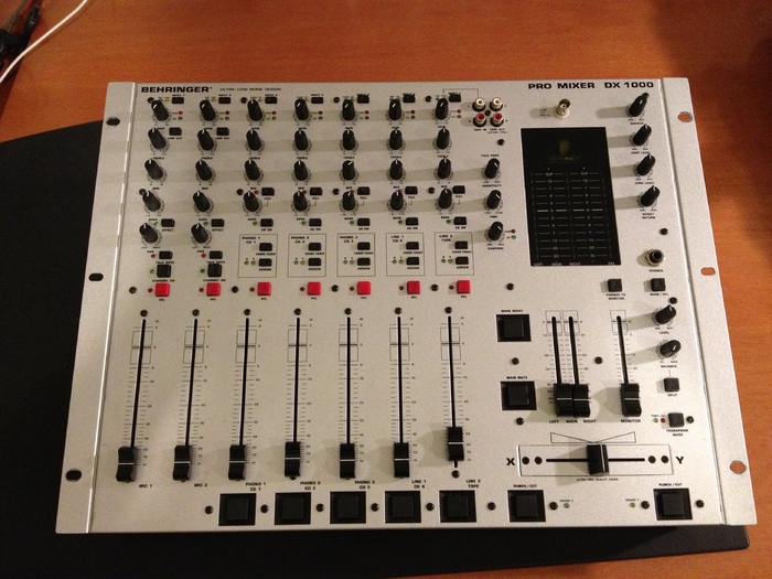 Photo Behringer DX1000 Behringer [Pro Mixer Series] DX1000 (475567