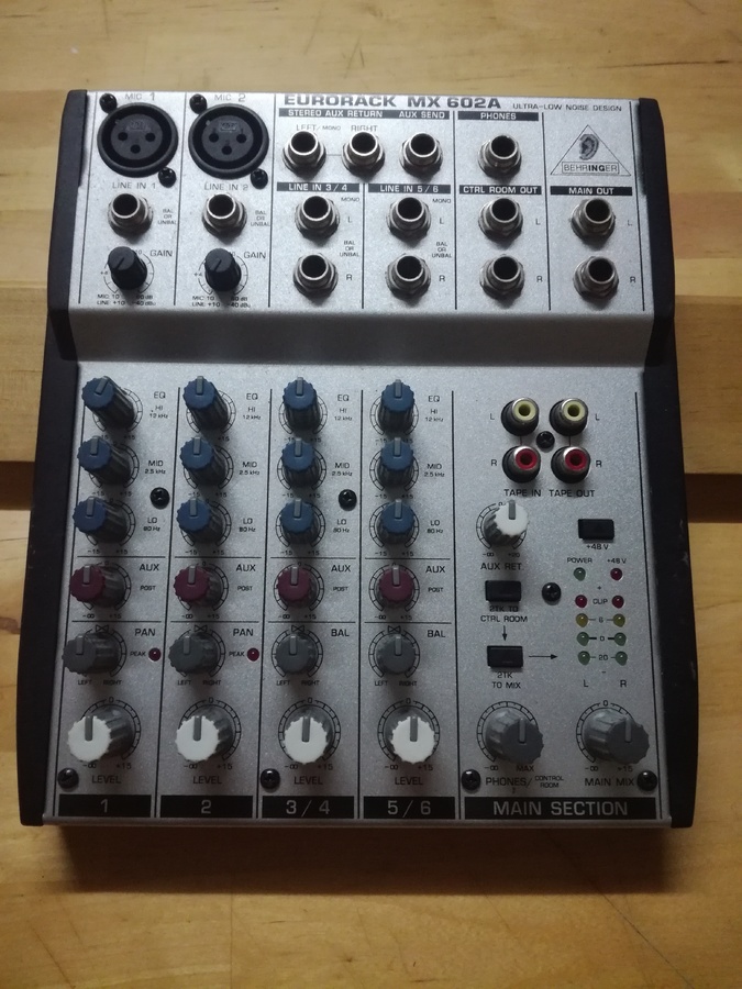 Behringer Eurorack MX602A image (#1847718) - Audiofanzine