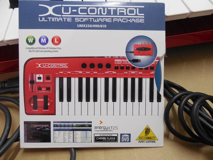 Behringer u control umx490 обзор