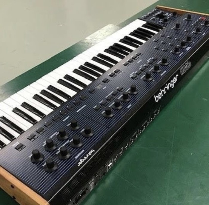 behringer-ub-xa-2841548.jpeg