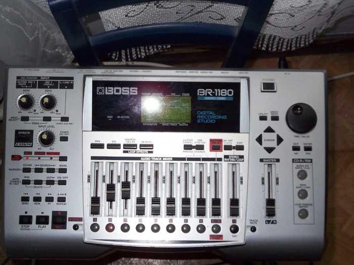 Photo Boss BR1180/1180CD Digital Recording Studio Boss BR1180CD