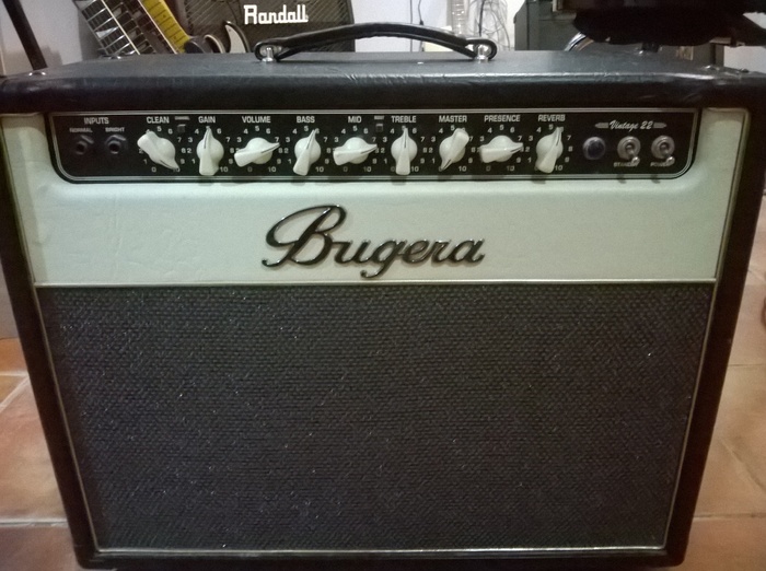 Photo Bugera V22 : Bugera V22 (64616) (#977886) - Audiofanzine
