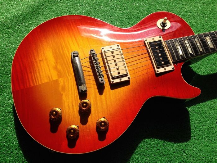 Burny Les Paul Standard image (#1598903) - Audiofanzine