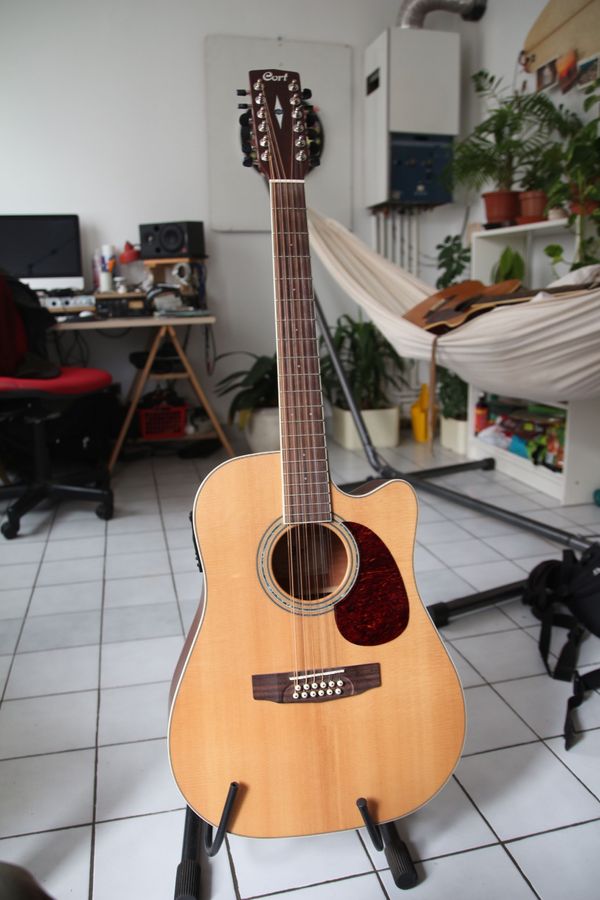 Cort MR710F-12 image (#1120994) - Audiofanzine