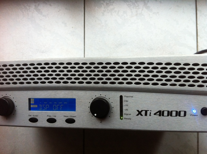 Photo Crown XTi 4000 Crown XTi 4000 (80337) (837976) Audiofanzine