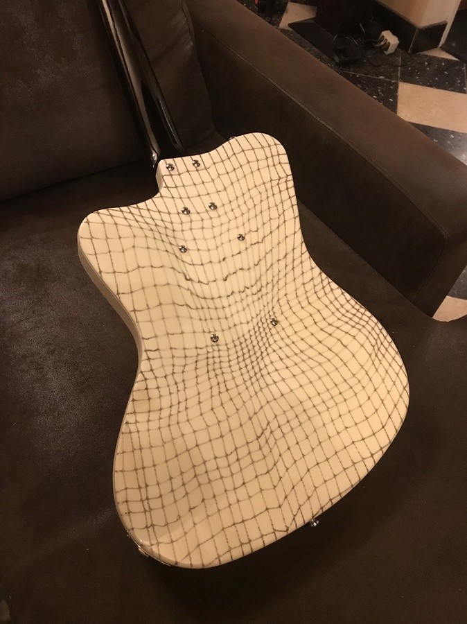 Danelectro 67 Heaven - White Alligator (57067)