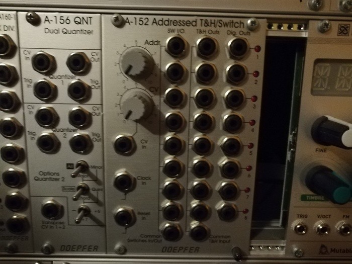 Doepfer A-152 Voltage Addressed Track&Hold / Analog Shift Register (ASR)/ Octal Switch (Multiplexer) (82093)