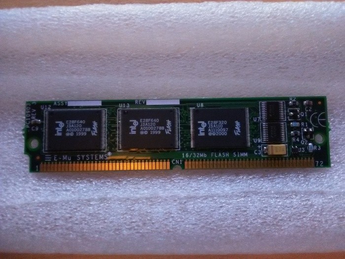 e-mu-e4xt-ultra-2470711.jpg