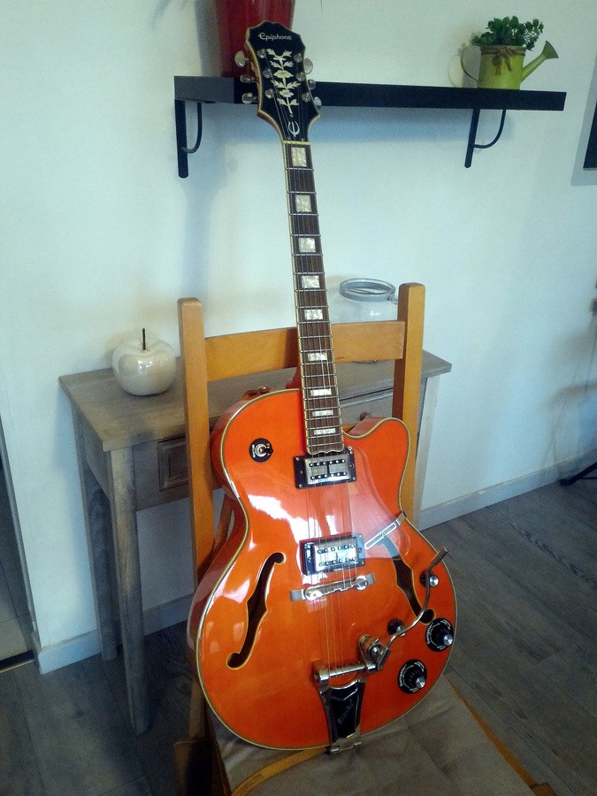 Epiphone Emperor Swingster (27004)
