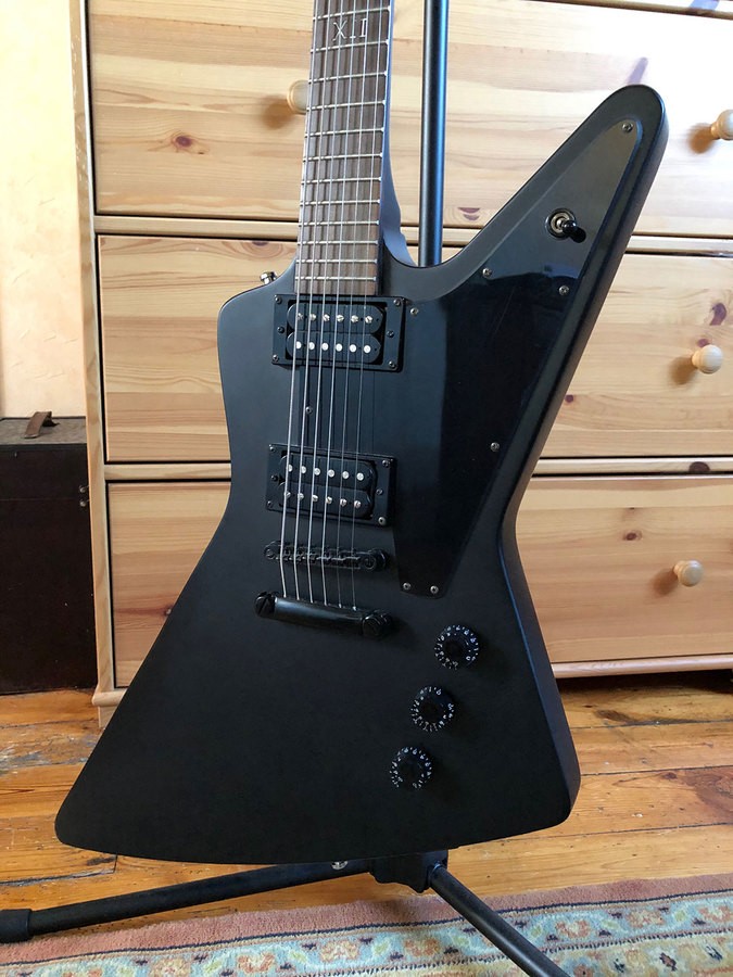 Goth '58 Explorer - Epiphone Goth '58 Explorer - Audiofanzine