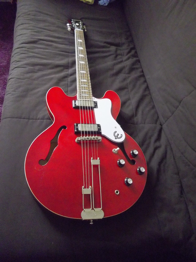 epiphone riviera vs dot