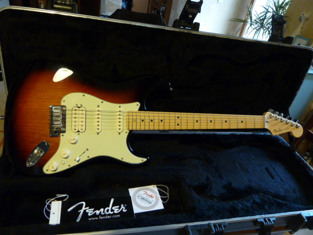 American deluxe stratocaster hss
