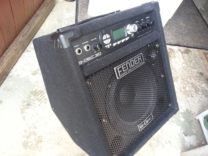 Fender BDEC 30 image (1483812) Audiofanzine