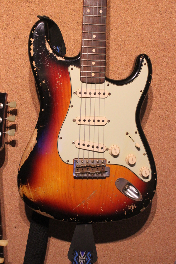 2010 Stratocaster CS 62 Relic.JPG