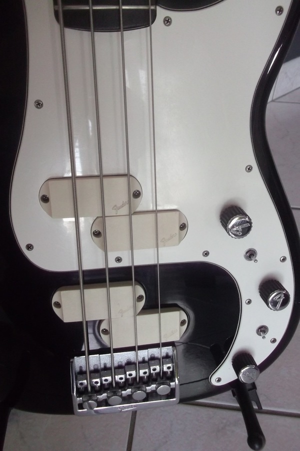 Fender Elite II Precision Bass image (1145585) Audiofanzine