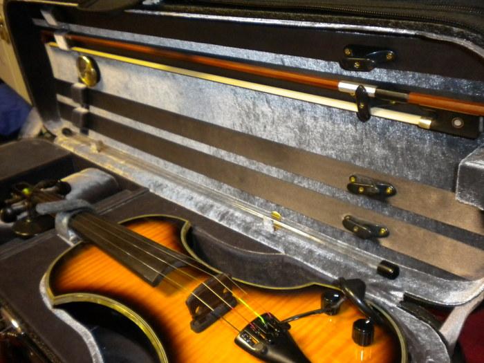 Fender FV3 Deluxe Violin image (233627) Audiofanzine