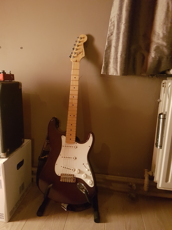 2002 fender highway one stratocaster strat green 2002 fender highway one stratocaster strat green