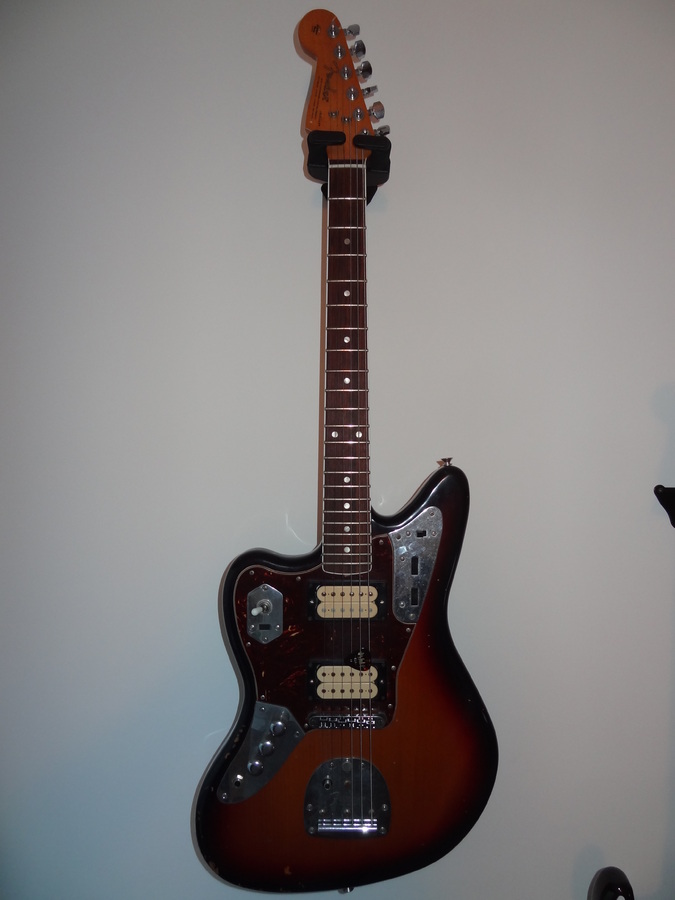 Photo Fender Kurt Cobain Road Worn Jaguar LH Fender [Artist Series