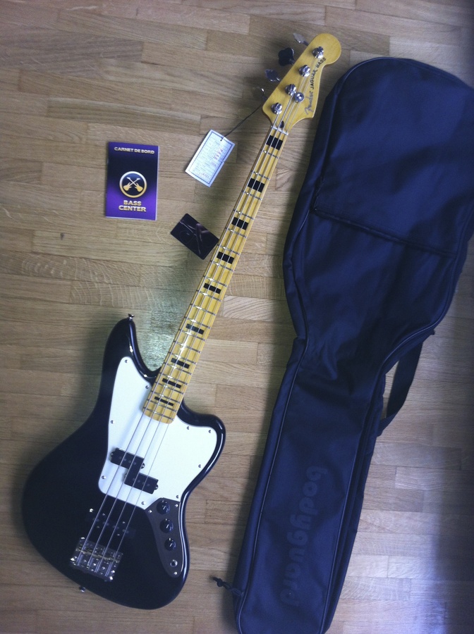 Photo Fender Modern Player Jaguar Bass Fender [Modern Player Series
