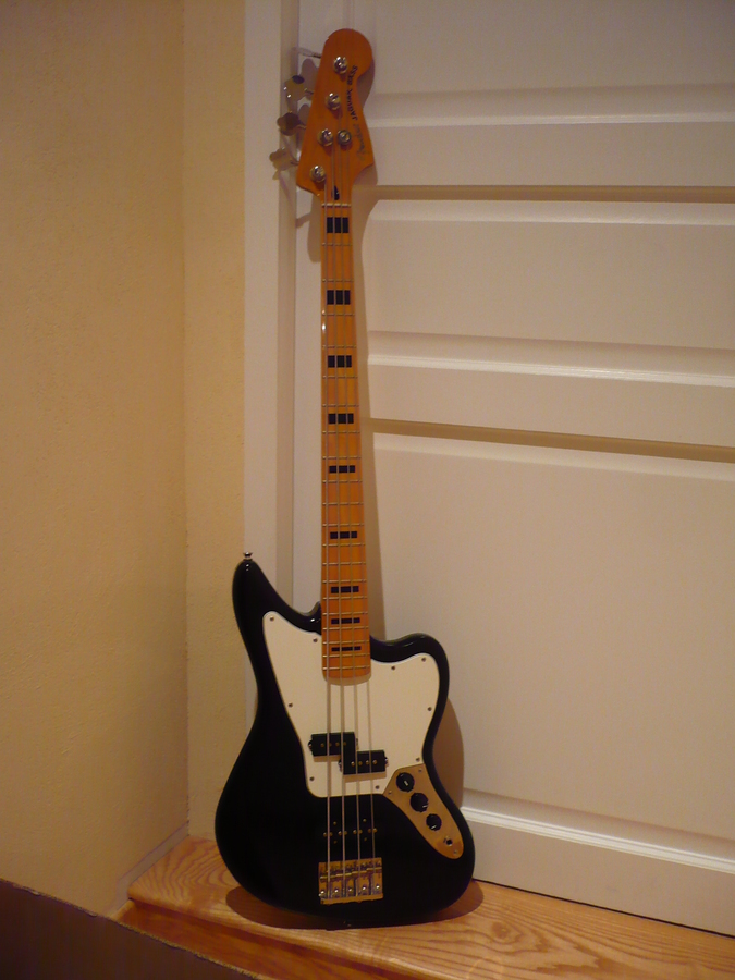 Fender Modern Player Jaguar Bass image (530452) Audiofanzine