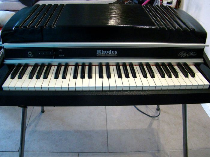 Fender Rhodes Mark II Stage Piano image (1811677) Audiofanzine