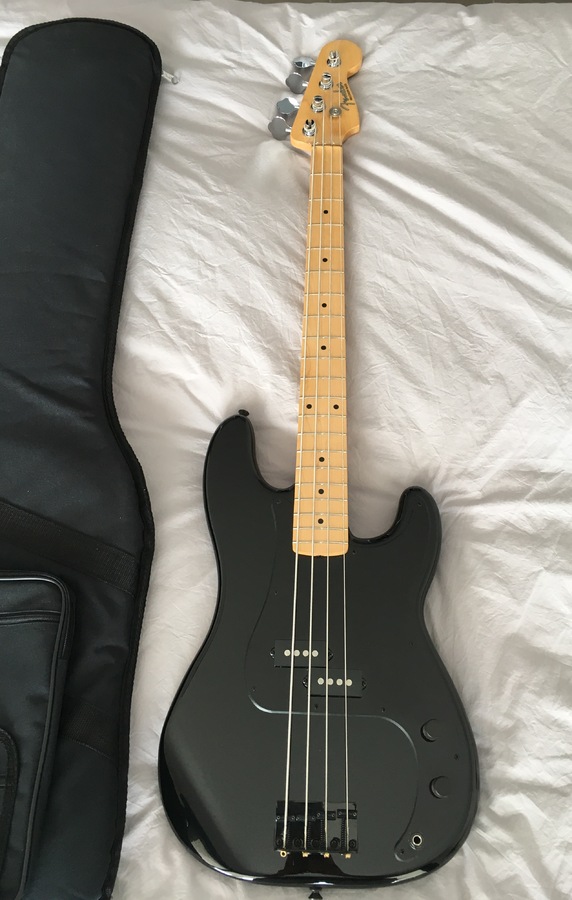 Photo Fender Roger Waters Precision Bass Img 0762