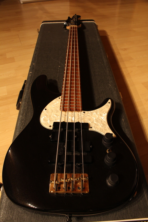 fender-stu-hamm-urge-bass-1993-1999-1223262.jpg