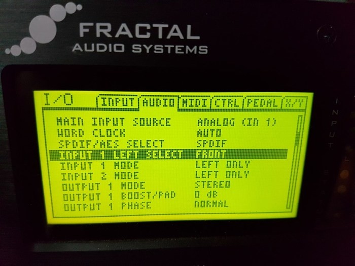 fractal-audio-systems-axe-fx-ii-2623451.jpg