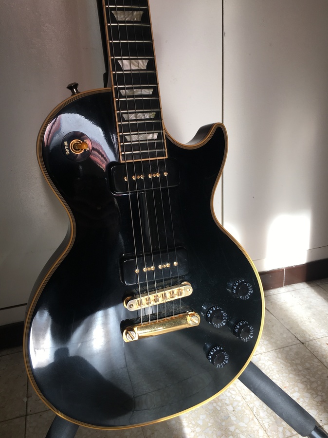 Photo Gibson Les Paul Classic Custom P90 Ebony Gibson Les Paul