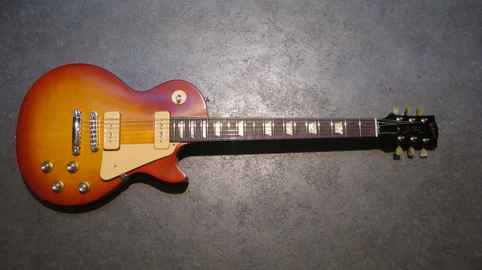 Gibson Les Paul Studio '60s Tribute - Worn Cherry Burst (34252)