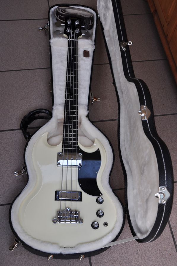 Gibson SG Standard Bass Classic White image (649174) Audiofanzine