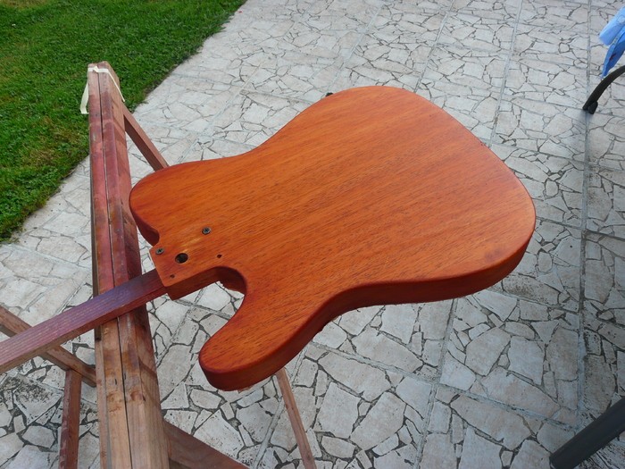 guitares-de-forme-tc-2243619.jpg