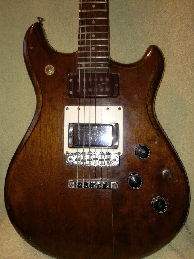 guitares-electriques-2878533.jpg