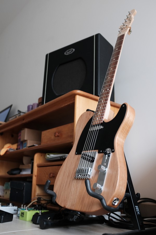 guitares-electriques-3142831.jpg