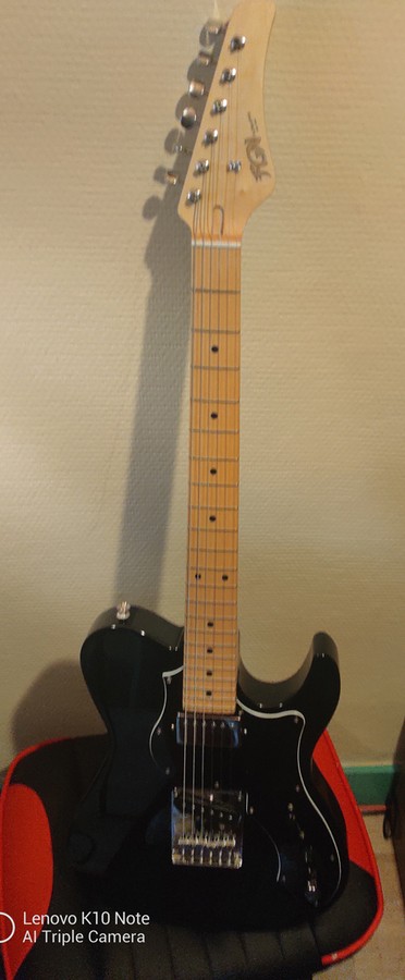 guitares-electriques-3341622.jpg