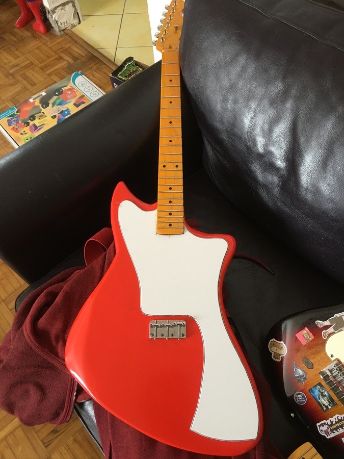 guitares-electriques-solid-body-3433674.jpeg