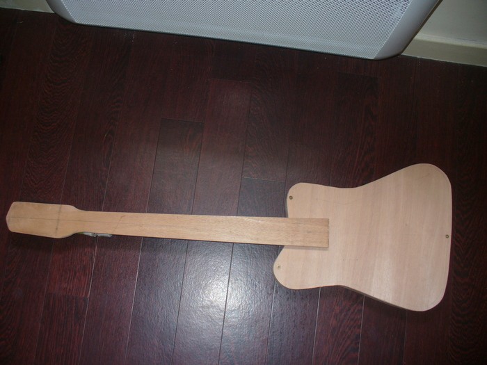 guitares-electriques-solid-body-3758510.jpg